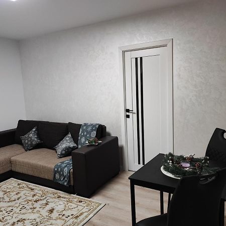 Apartament In Buzău Exterior foto