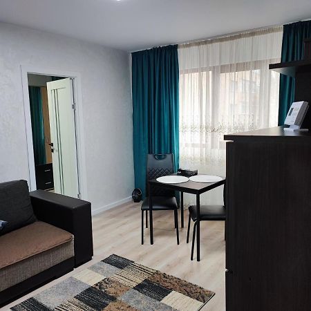 Apartament In Buzău Exterior foto
