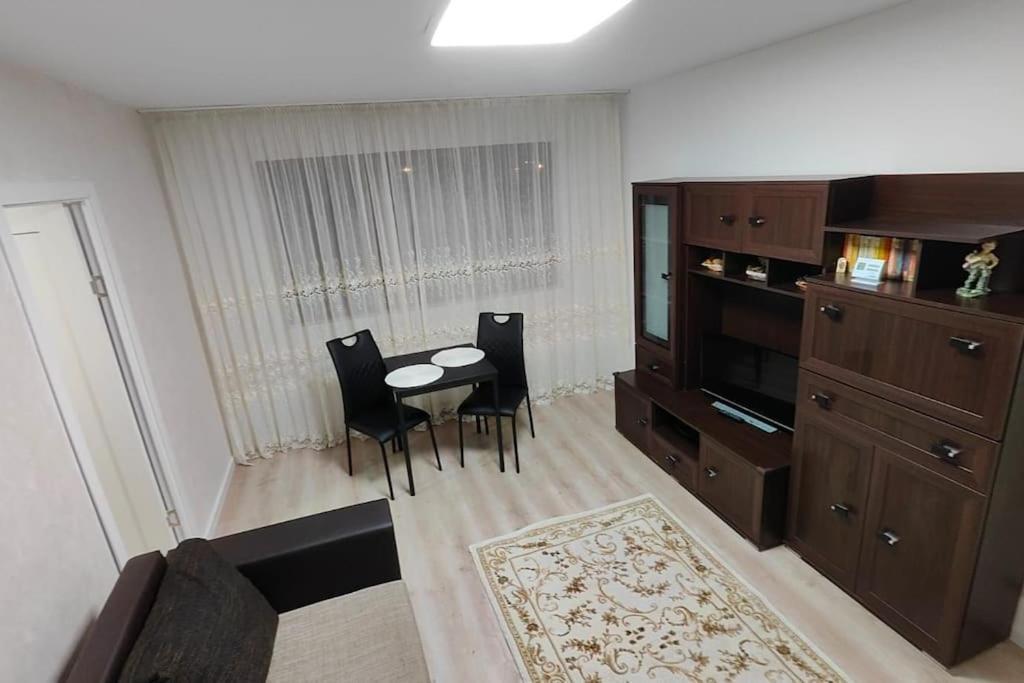 Apartament In Buzău Exterior foto