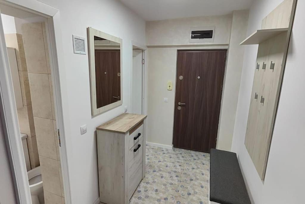 Apartament In Buzău Exterior foto