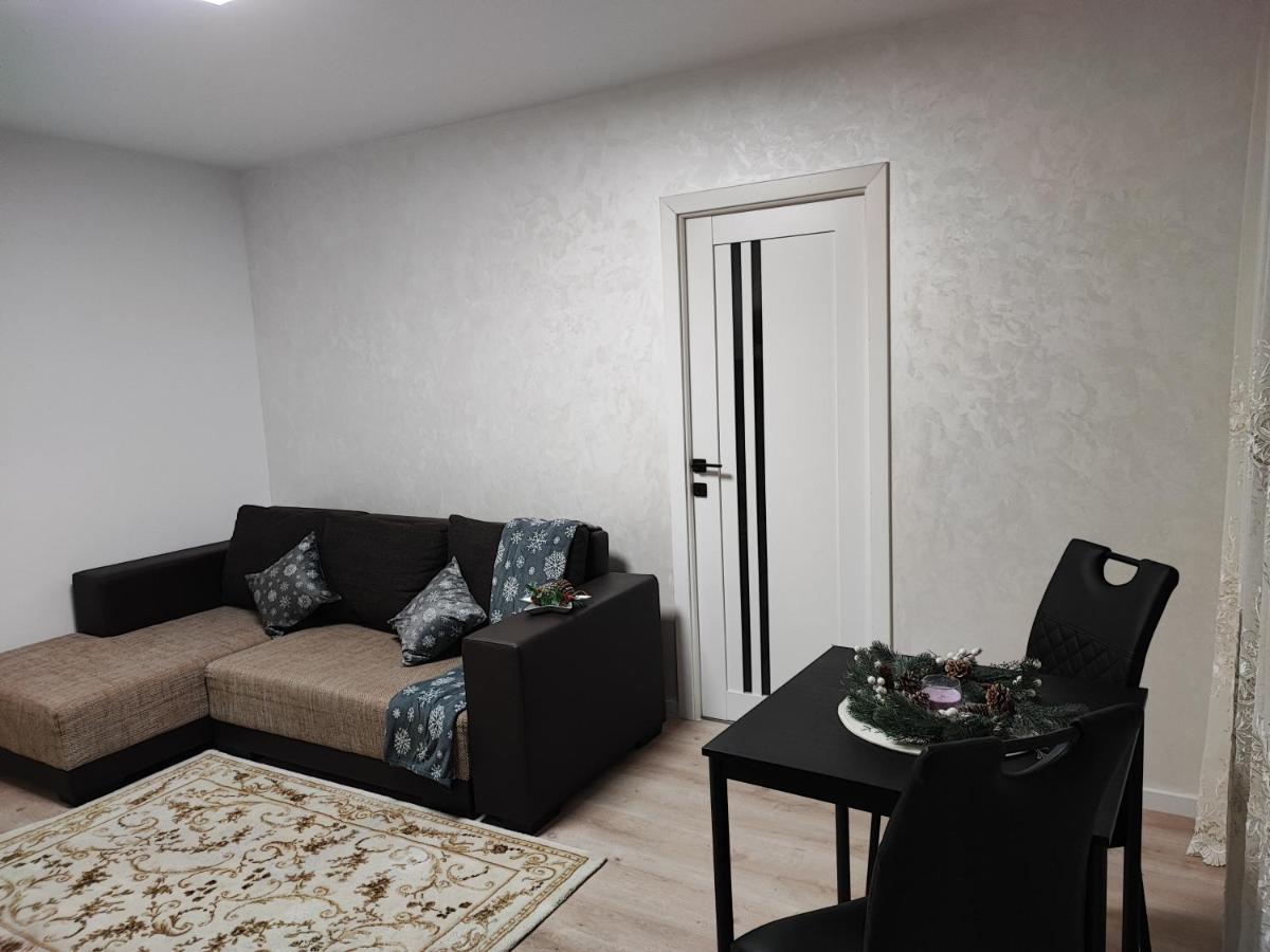 Apartament In Buzău Exterior foto